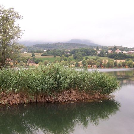 Camping La Motte Flottante La Freissinouse Exterior photo